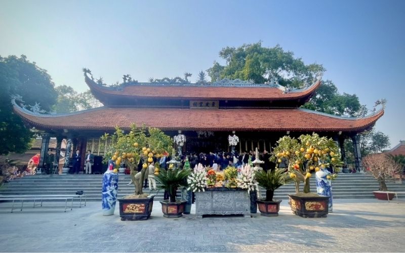 Không gian kiến trúc cổ kính tại đền Mẫu Đông Cuông